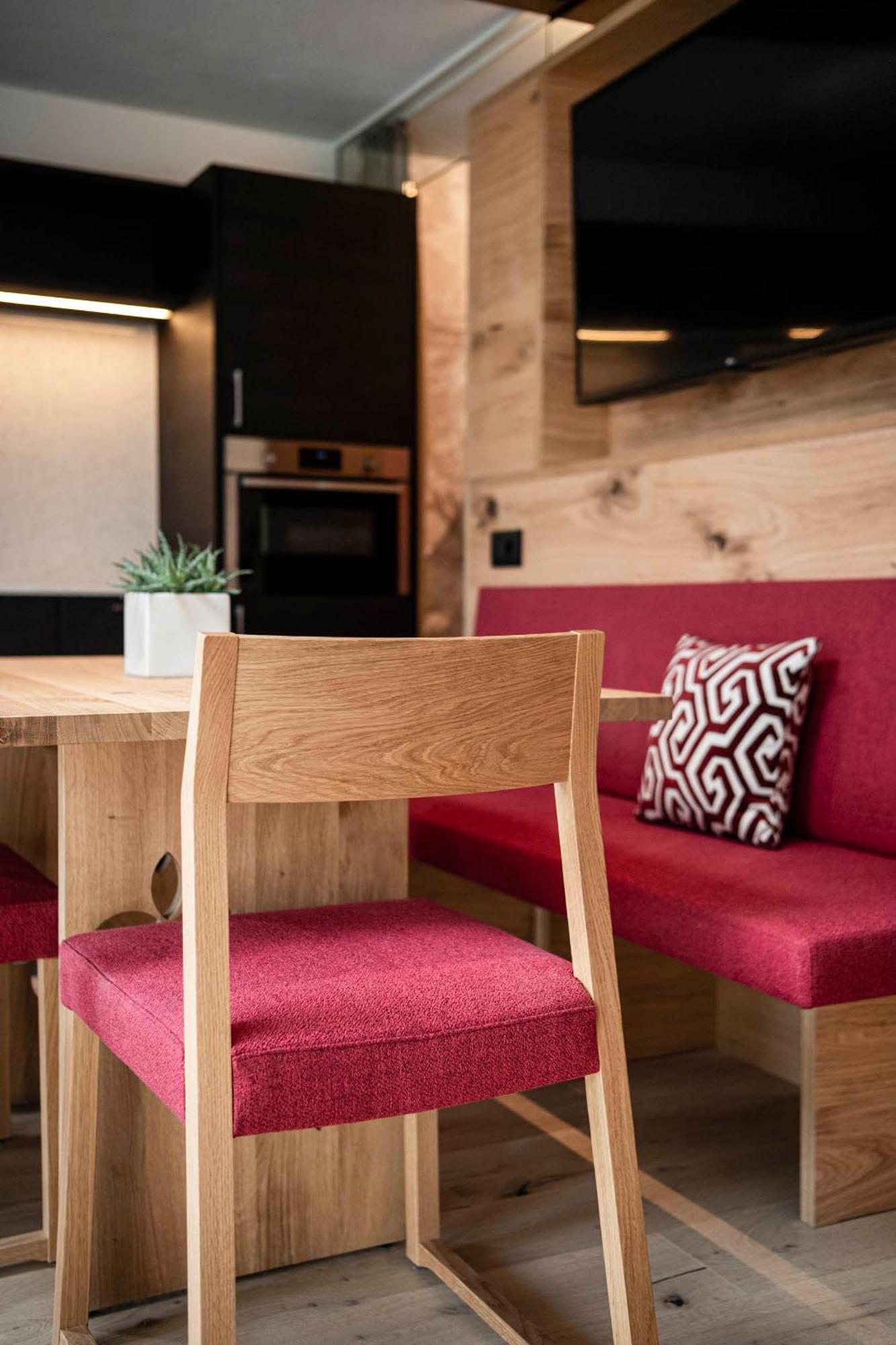 Apartments Aois 4 Elements Suits La Valle Εξωτερικό φωτογραφία