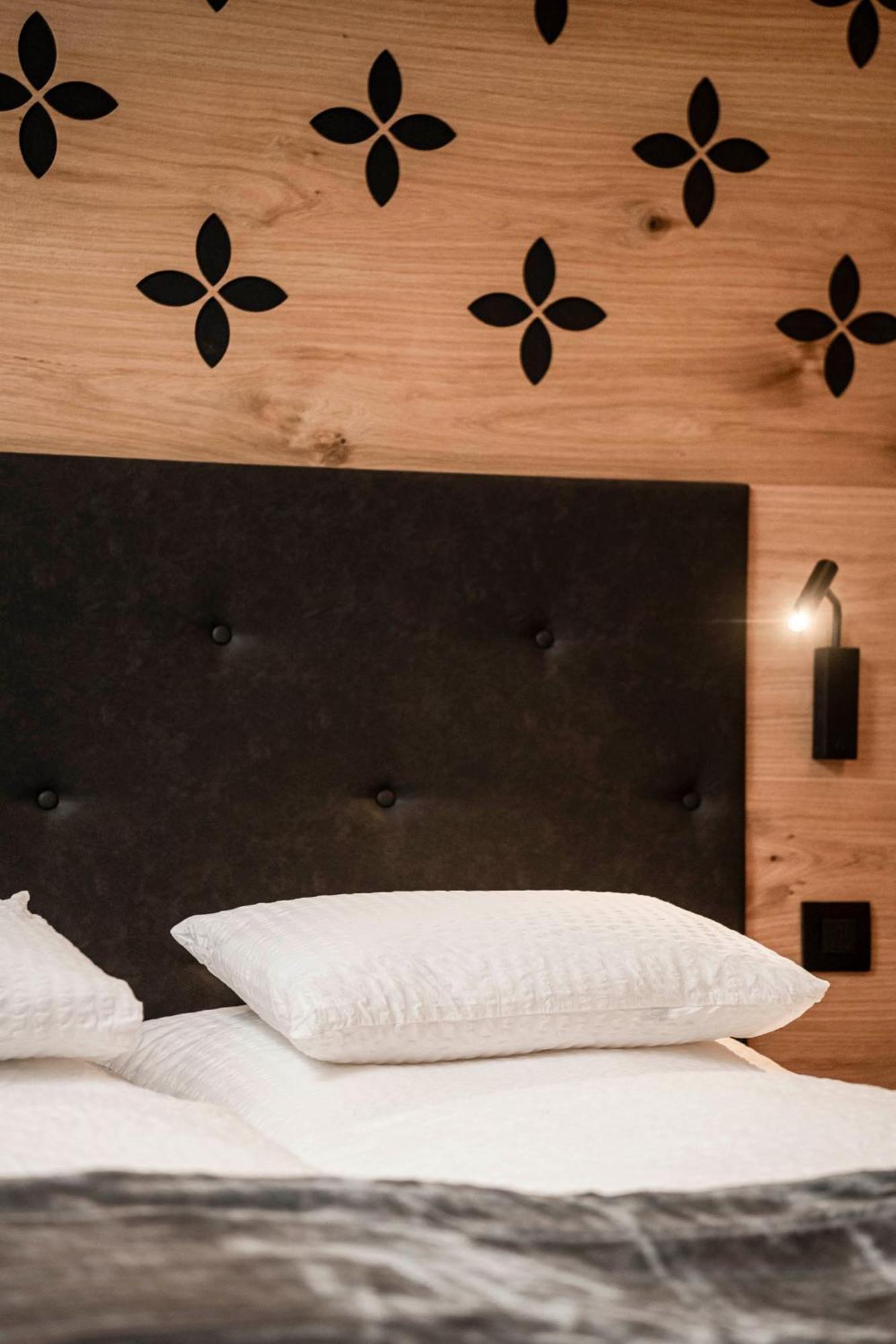 Apartments Aois 4 Elements Suits La Valle Εξωτερικό φωτογραφία