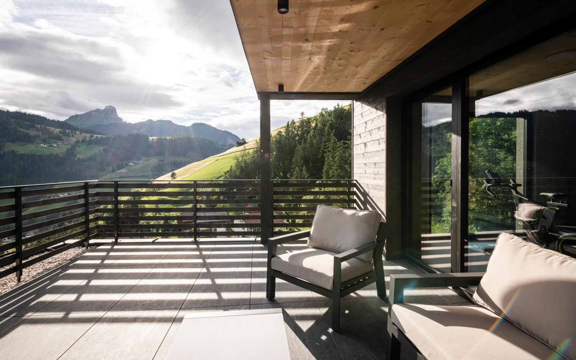 Apartments Aois 4 Elements Suits La Valle Εξωτερικό φωτογραφία
