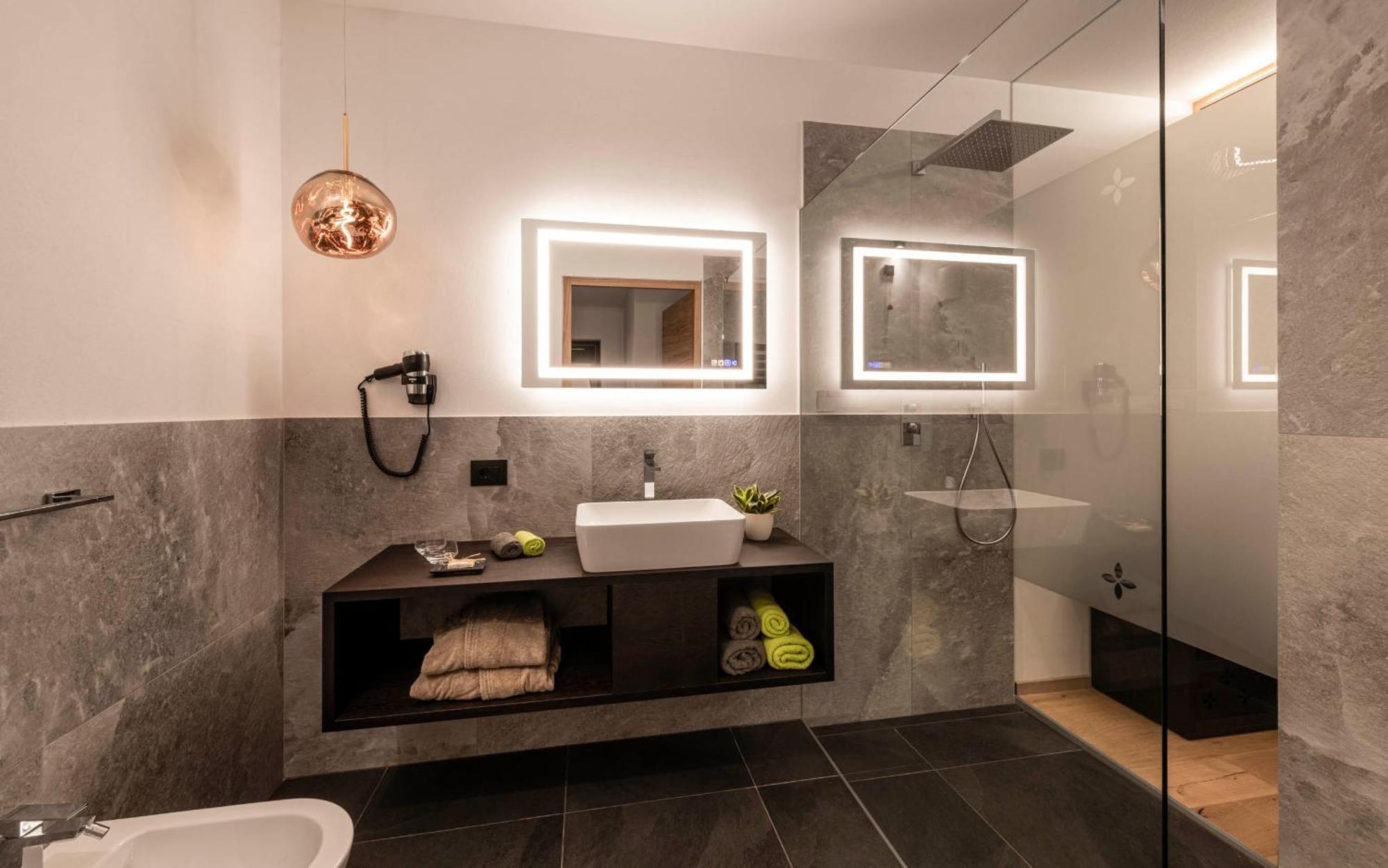 Apartments Aois 4 Elements Suits La Valle Εξωτερικό φωτογραφία